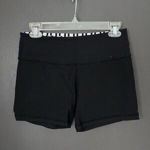 Women’s lululemon biker shorts